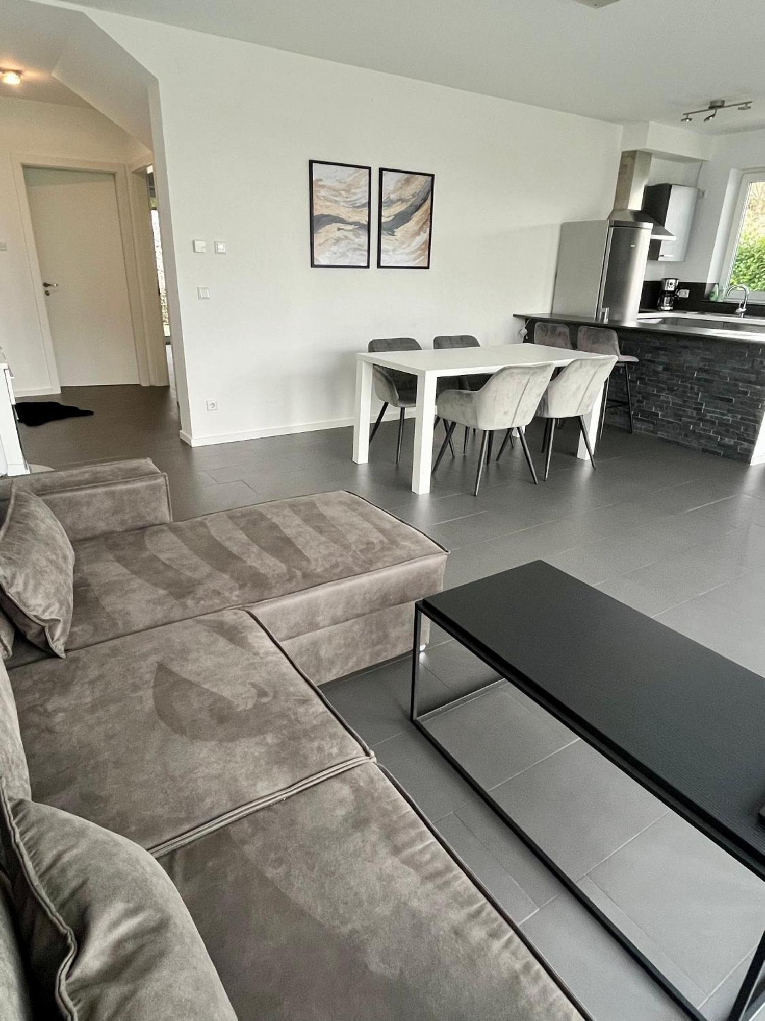 Luxuswohnung Direkt Am Phoenixsee Dortmund Bagian luar foto